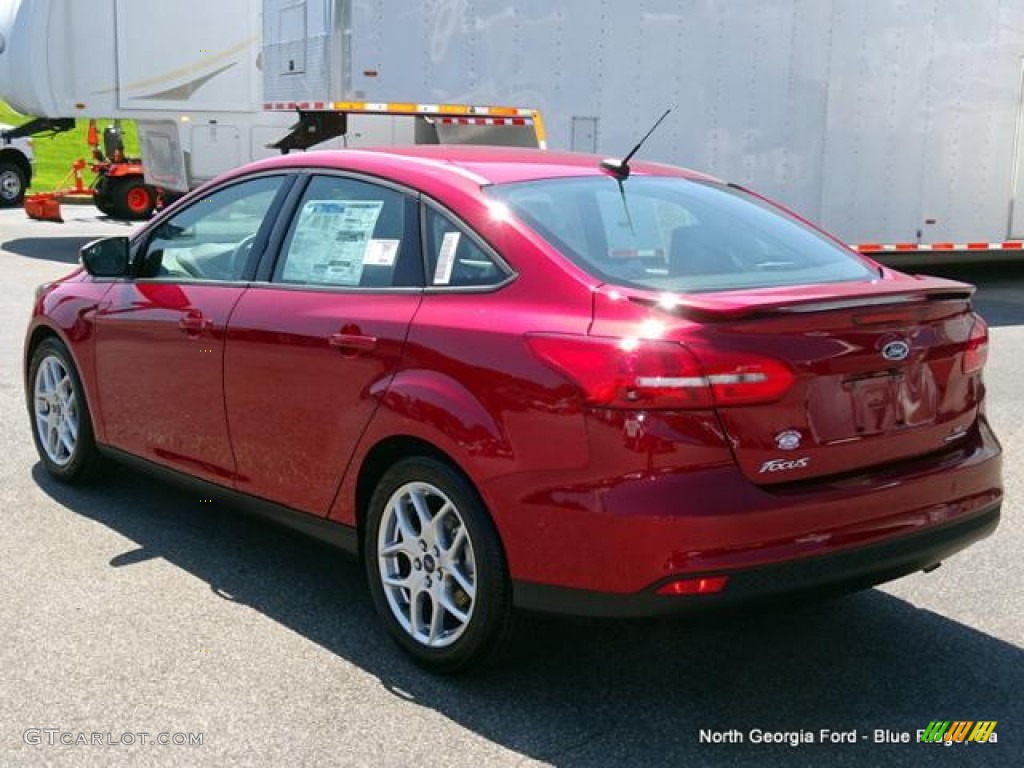 2015 Focus SE Sedan - Ruby Red Metallic / Charcoal Black photo #3