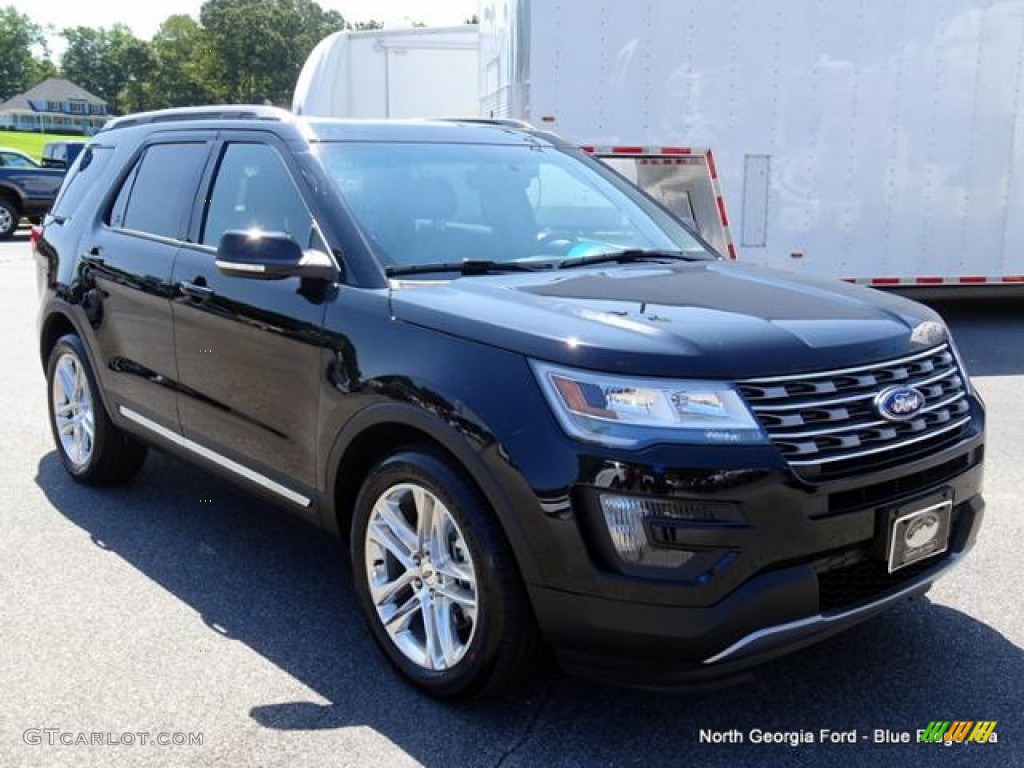 2016 Explorer XLT - Shadow Black / Ebony Black photo #7