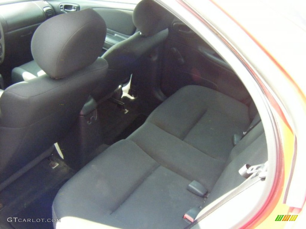2005 Neon SXT - Flame Red / Dark Slate Gray photo #9