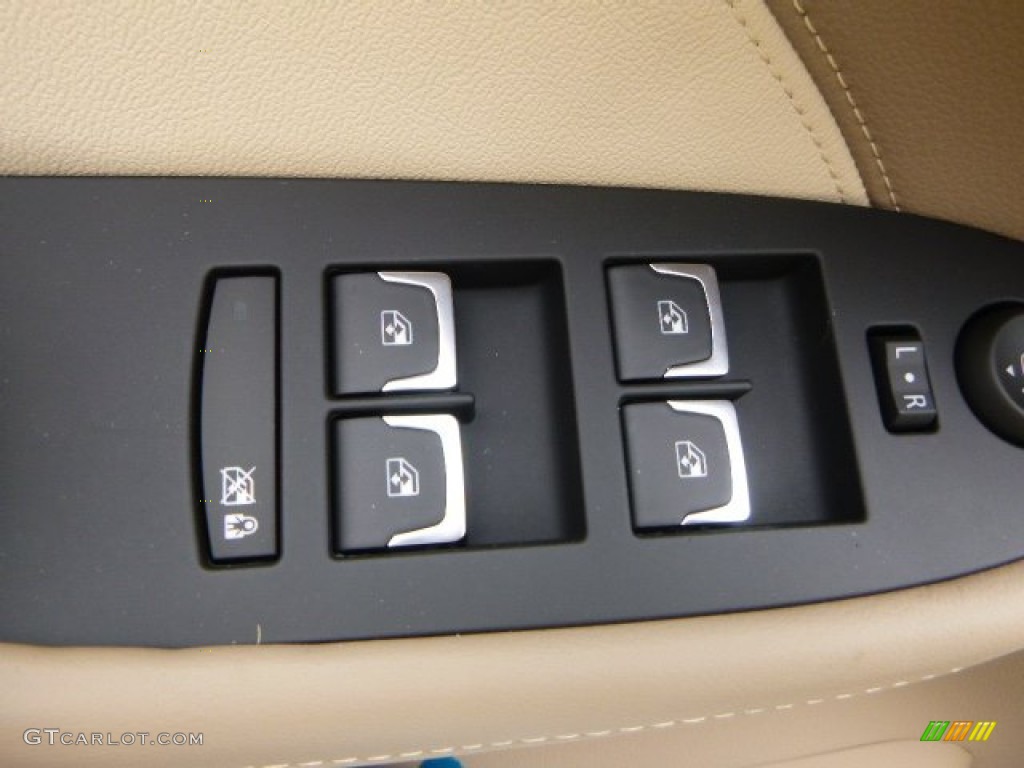 2016 Cadillac CTS 2.0T Luxury AWD Sedan Controls Photo #106730221
