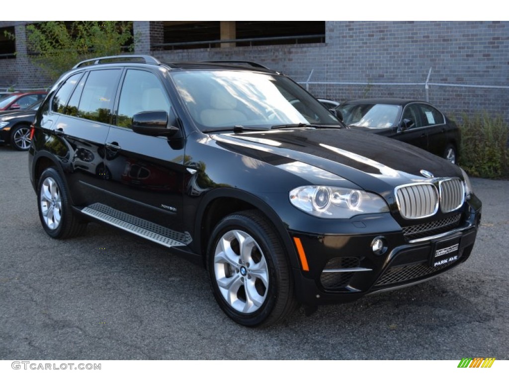 2012 X5 xDrive50i - Black Sapphire Metallic / Oyster photo #1