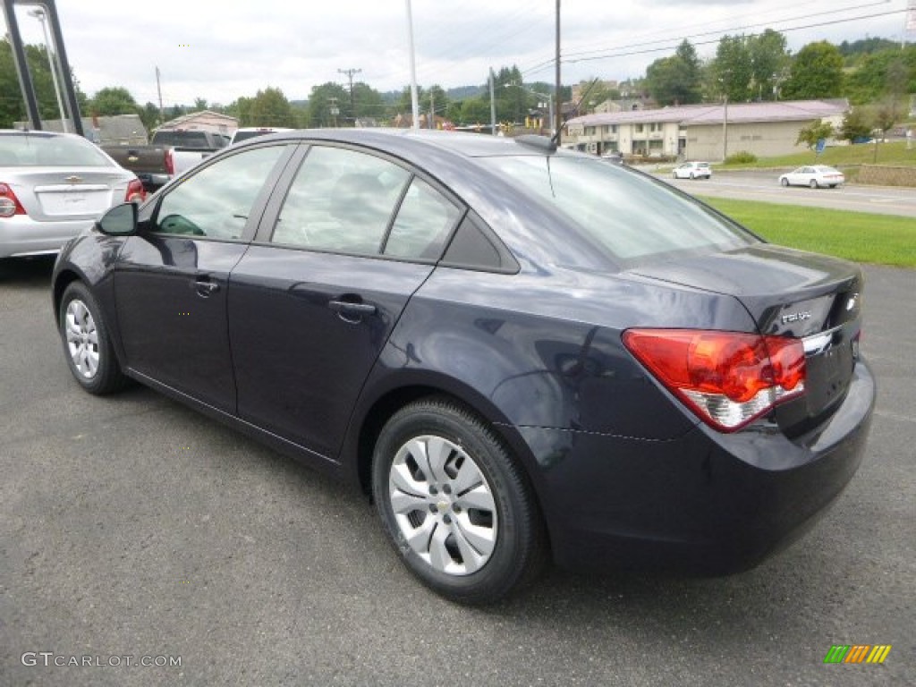 2016 Cruze Limited LS - Blue Ray Metallic / Jet Black/Medium Titanium photo #6