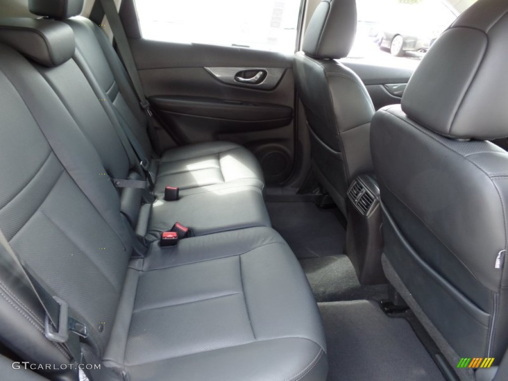 2015 Rogue SL AWD - Super Black / Charcoal photo #14