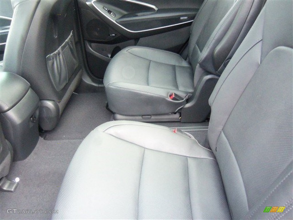 2016 Hyundai Santa Fe Limited Rear Seat Photos