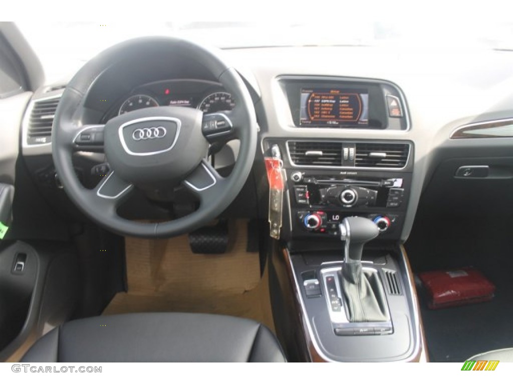 2016 Q5 2.0 TFSI Premium quattro - Monsoon Gray Metallic / Black photo #16
