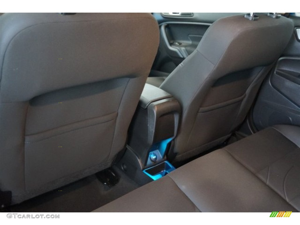 2015 Fiesta SE Sedan - Blue Candy Metallic / Charcoal Black photo #22