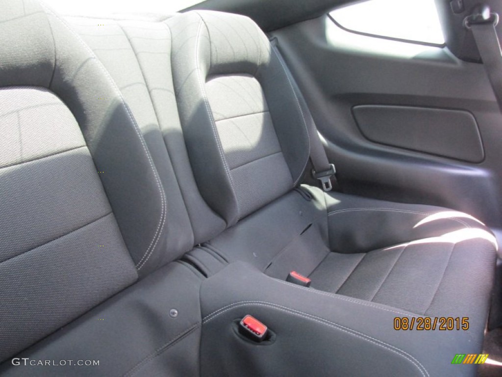 2015 Mustang V6 Coupe - Oxford White / Ebony photo #24