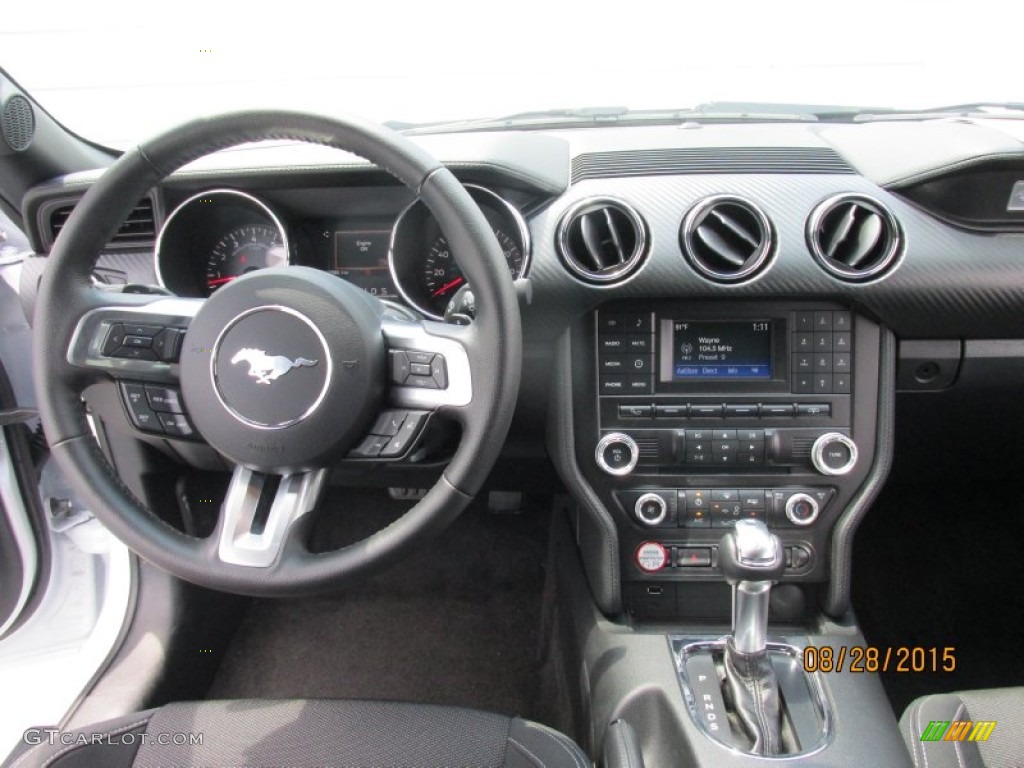 2015 Mustang V6 Coupe - Oxford White / Ebony photo #31