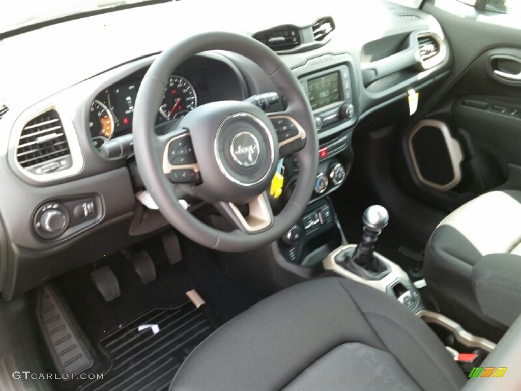 Black Interior 2015 Jeep Renegade Sport 4x4 Photo #106757782