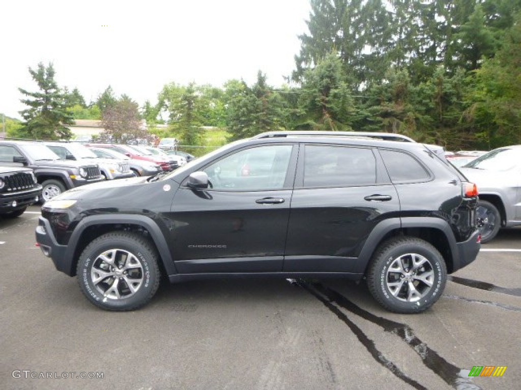 Brilliant Black Crystal Pearl 2016 Jeep Cherokee Trailhawk 4x4 Exterior Photo #106759218