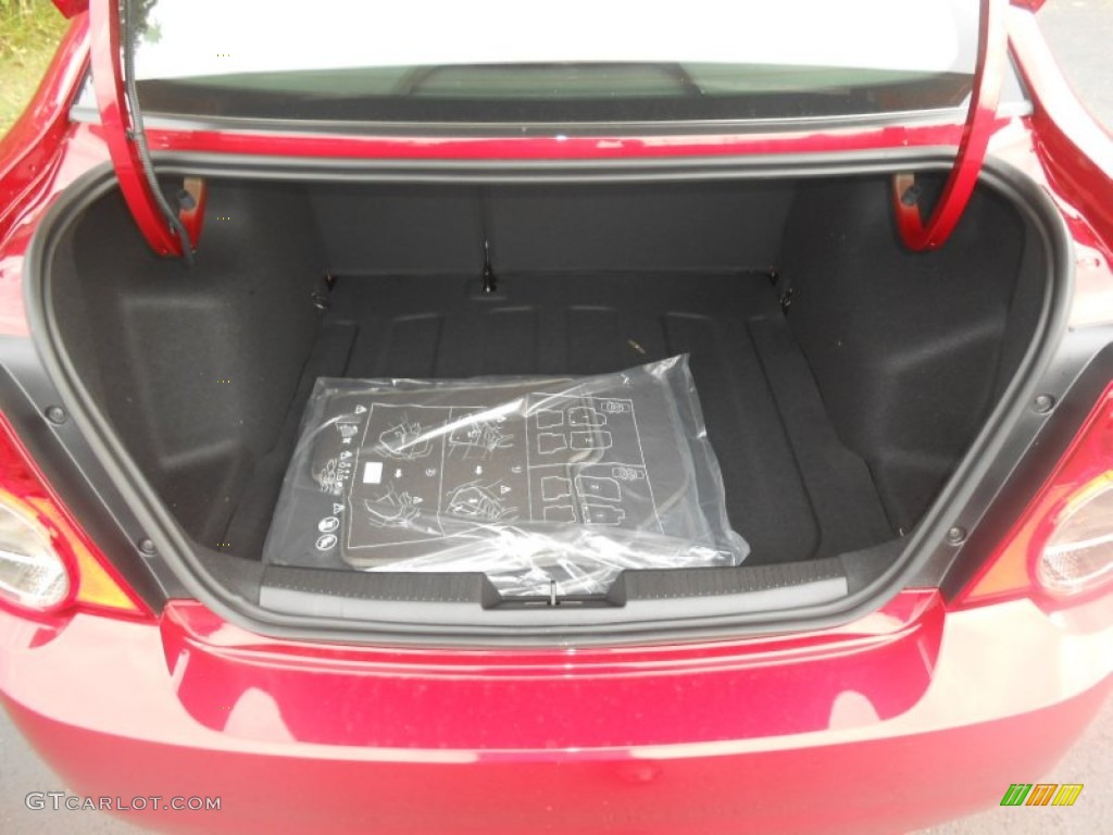 2016 Chevrolet Sonic LT Sedan Trunk Photos