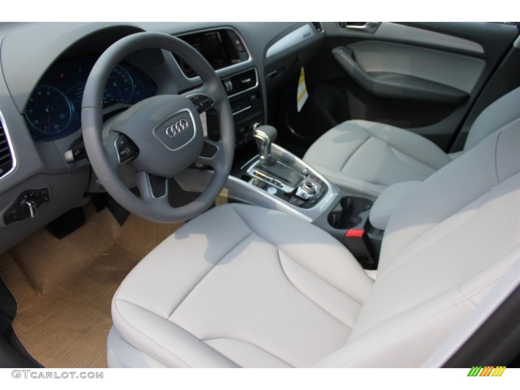 Titanium Gray Interior 2016 Audi Q5 2.0 TFSI Premium Plus quattro Photo #106763915