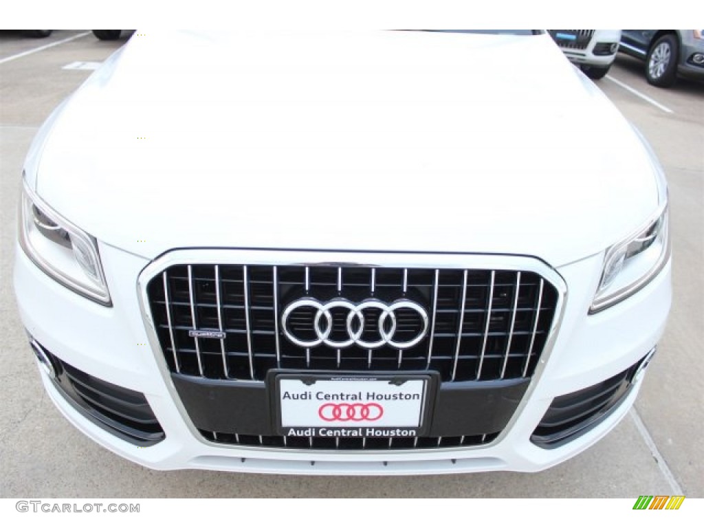 2016 Q5 2.0 TFSI Premium Plus quattro - Ibis White / Black photo #2