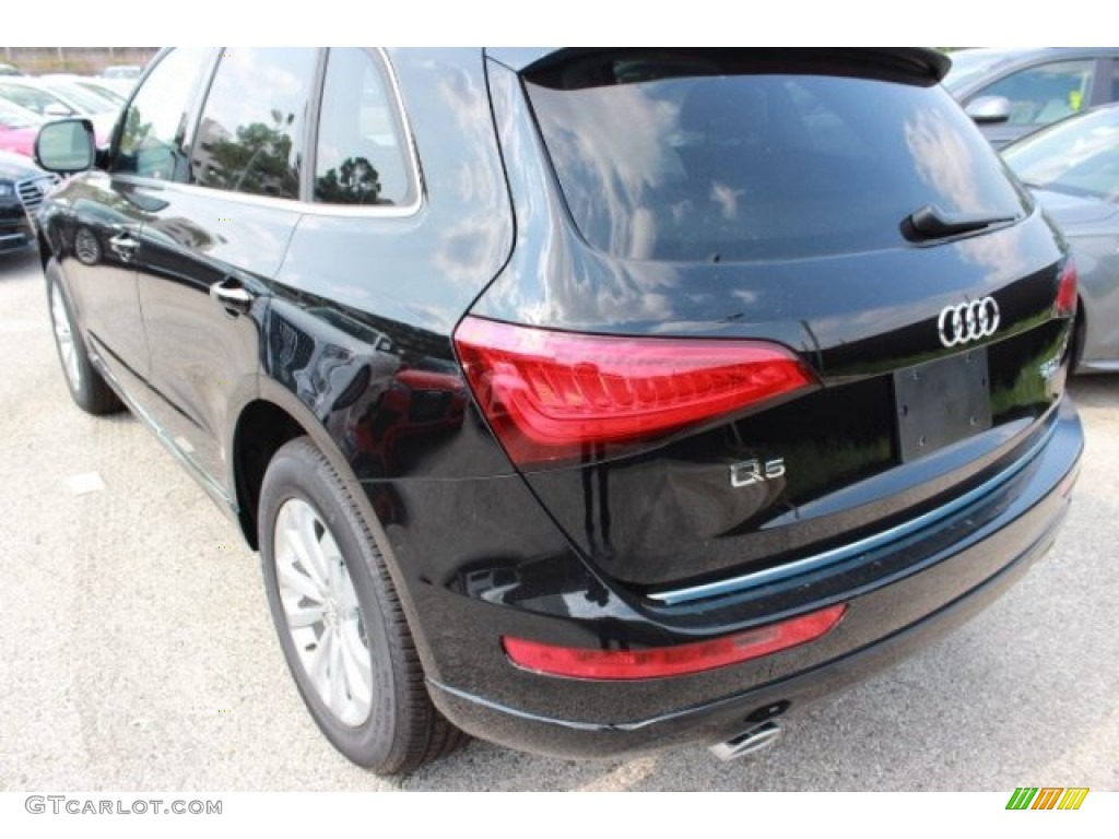 2016 Q5 2.0 TFSI Premium Plus quattro - Brilliant Black / Black photo #6