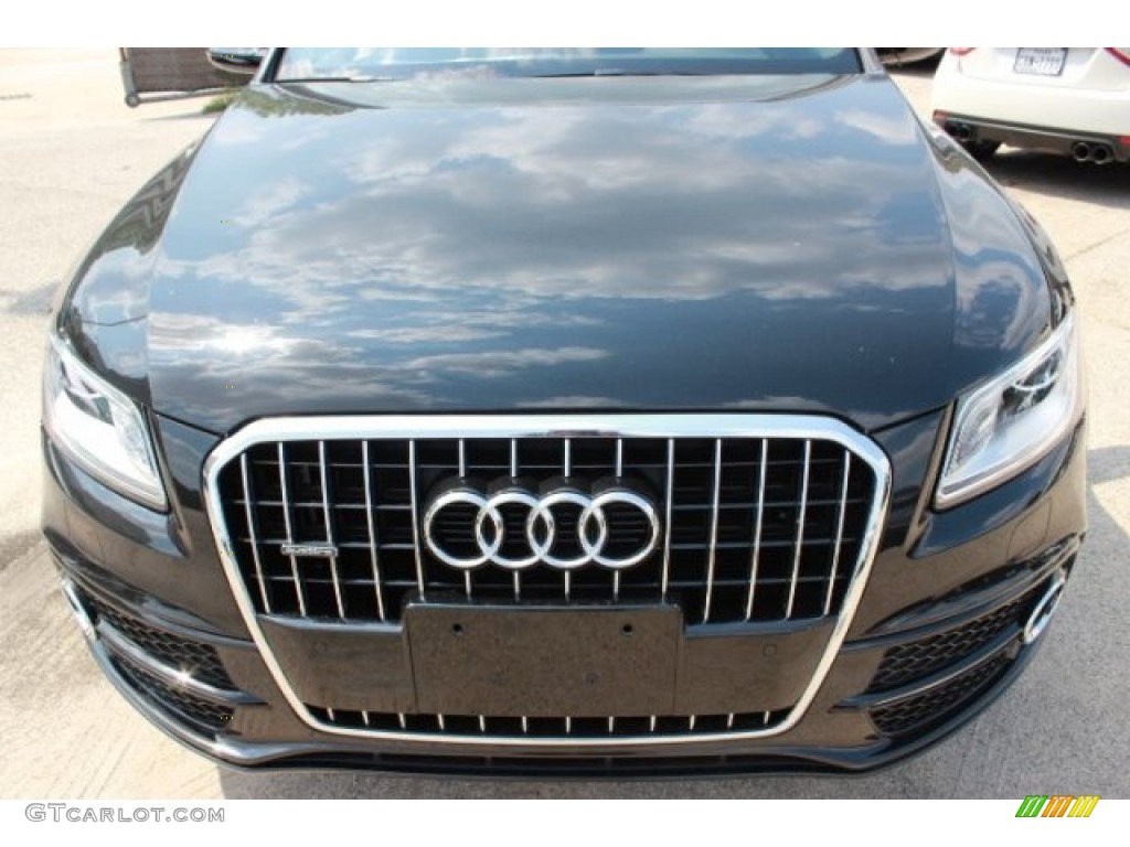 2016 Q5 3.0 TFSI Premium Plus quattro - Mythos Black Metallic / Chestnut Brown photo #2