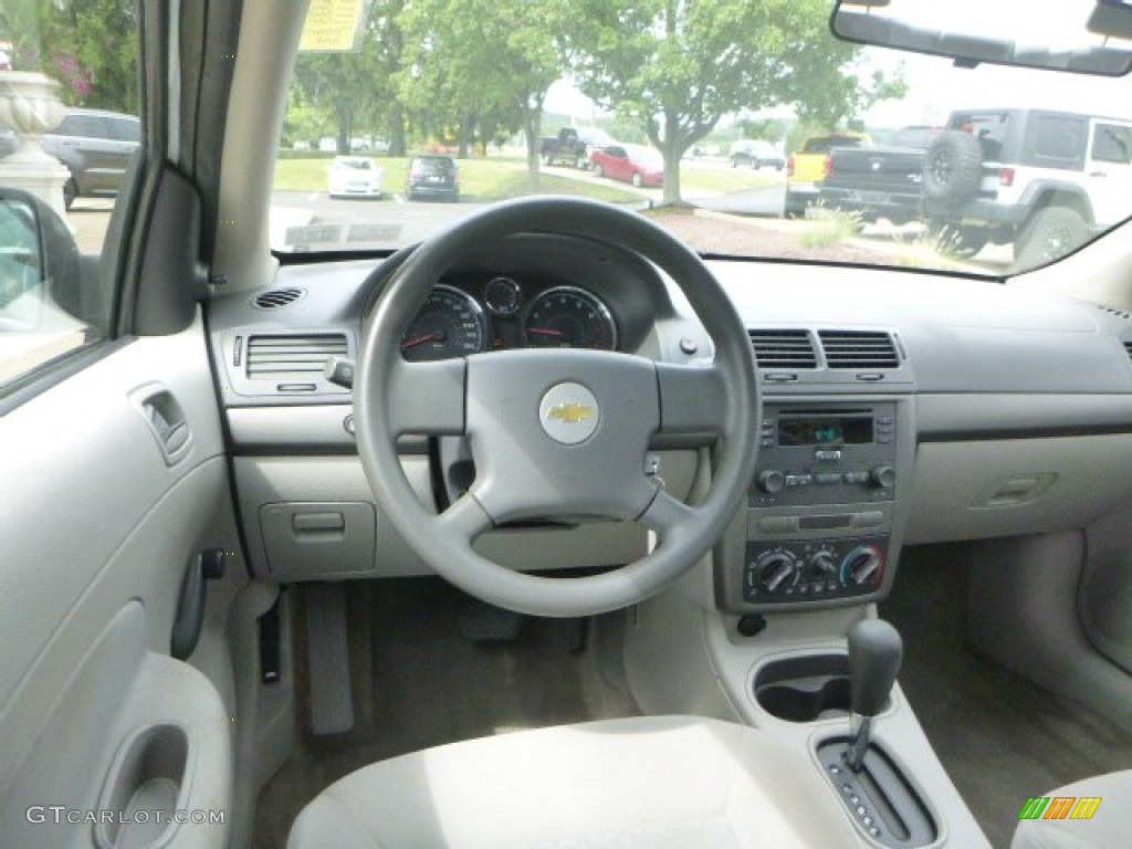 Neutral Beige Interior 2005 Chevrolet Cobalt Sedan Photo #106773125