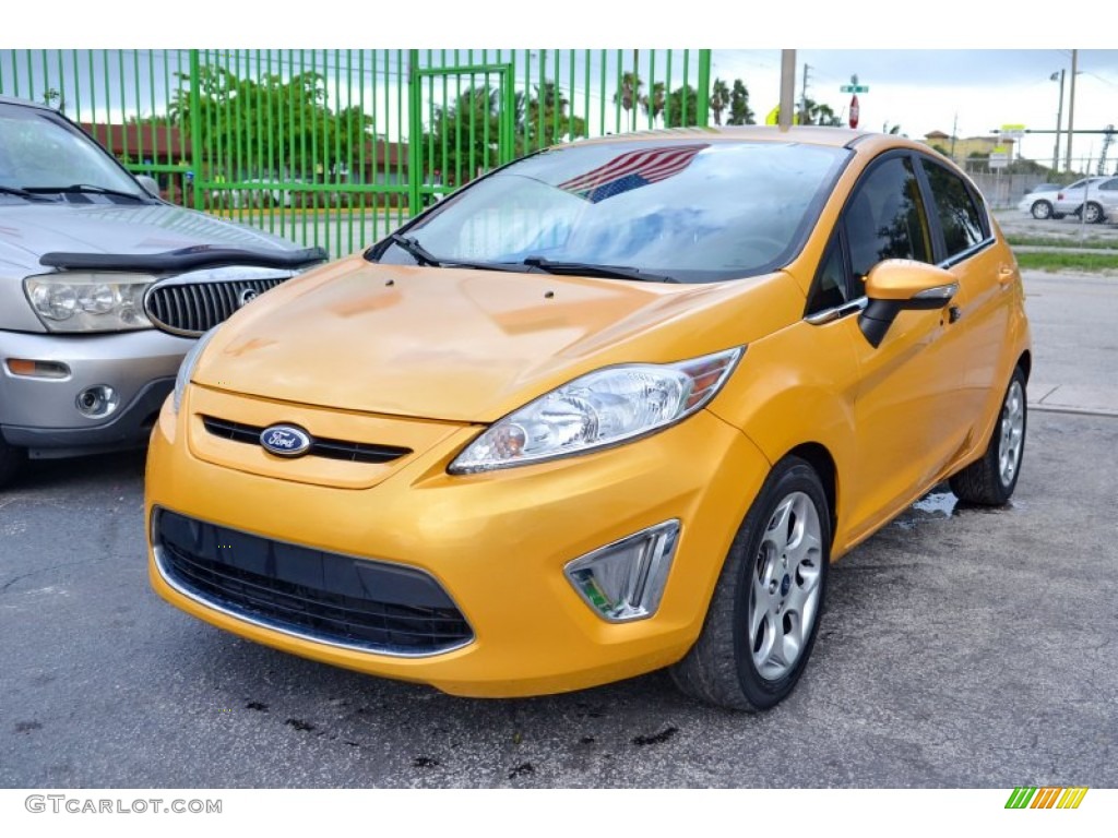 2011 Fiesta SES Hatchback - Yellow Blaze Metallic Tri-Coat / Plum/Charcoal Black Leather photo #3