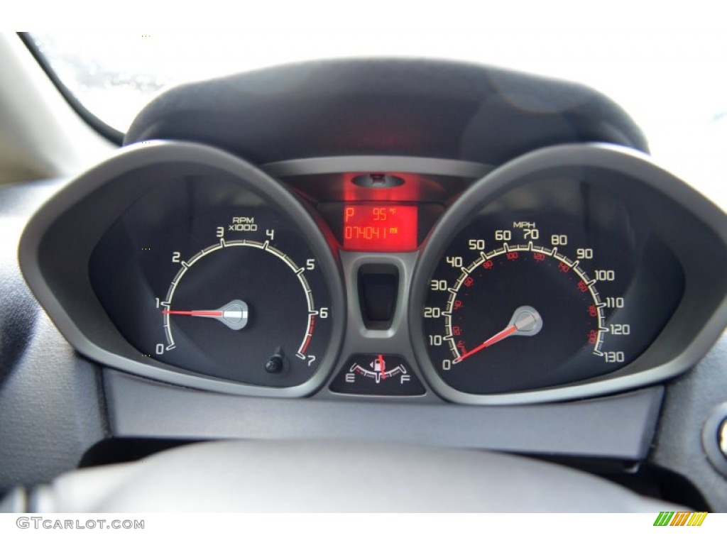 2011 Ford Fiesta SES Hatchback Gauges Photos