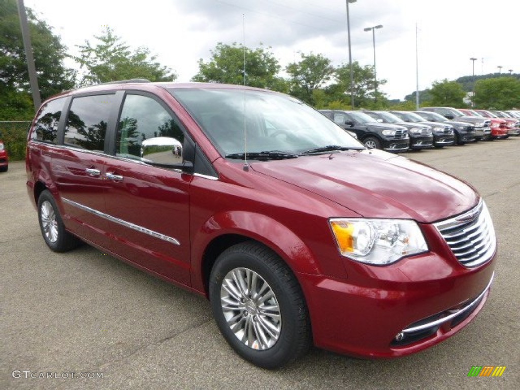 Deep Cherry Red Crystal Pearl 2016 Chrysler Town & Country Touring-L Exterior Photo #106775141
