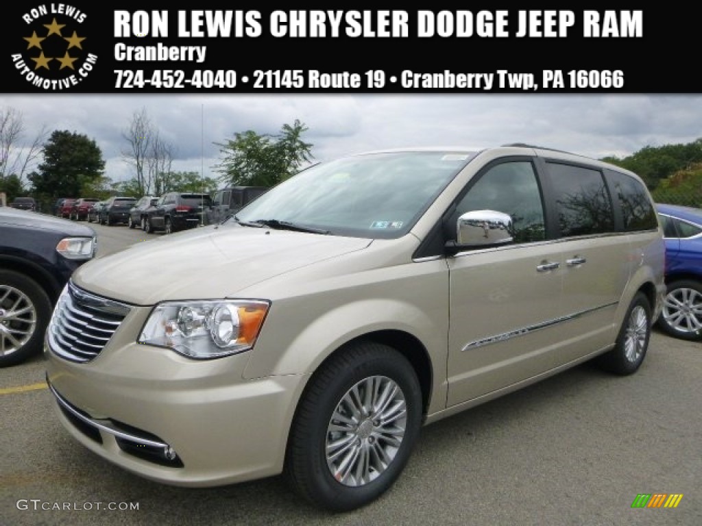 Cashmere/Sandstone Pearl Chrysler Town & Country