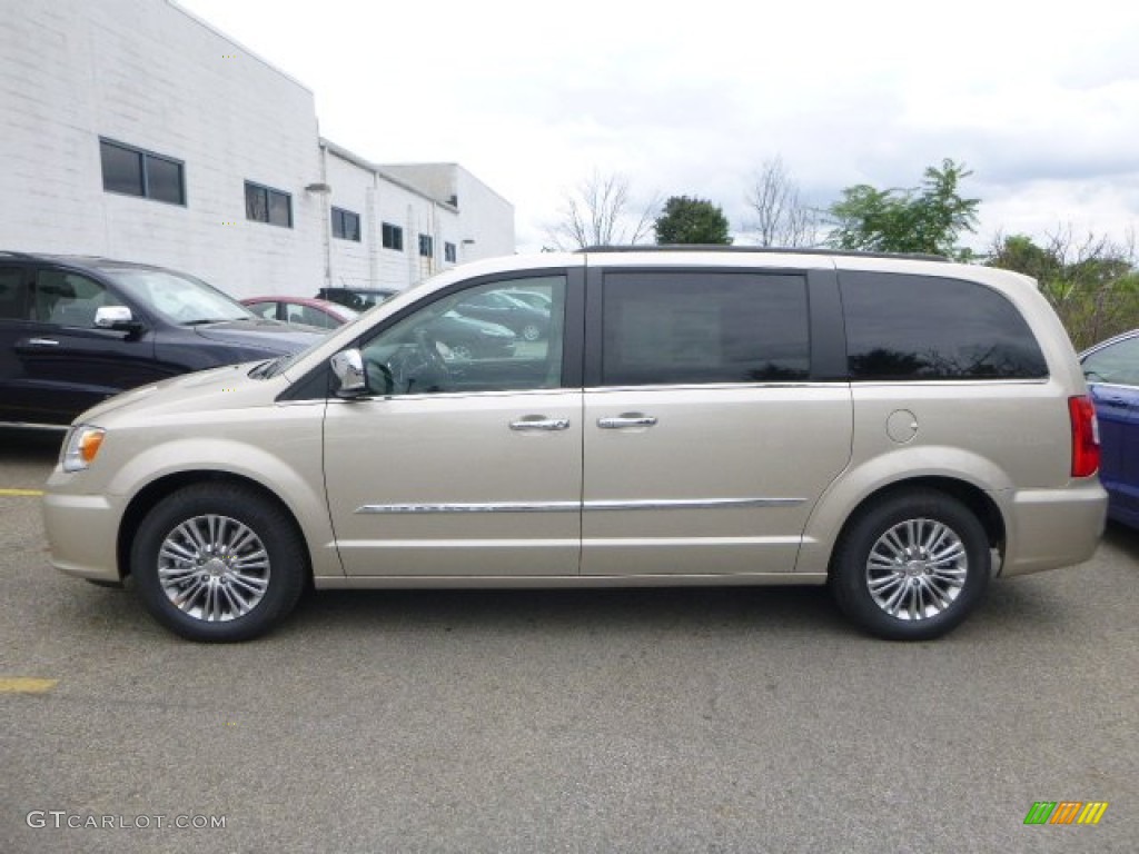 Cashmere/Sandstone Pearl 2016 Chrysler Town & Country Touring-L Exterior Photo #106775921