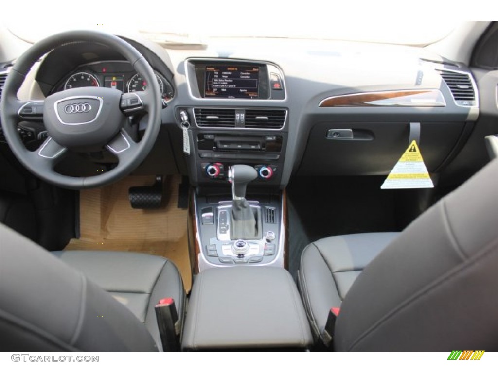 2016 Q5 2.0 TFSI Premium quattro - Monsoon Gray Metallic / Black photo #29