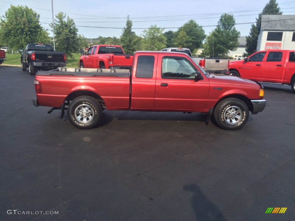 2001 Ranger XLT SuperCab - Toreador Red Metallic / Medium Prairie Tan photo #2