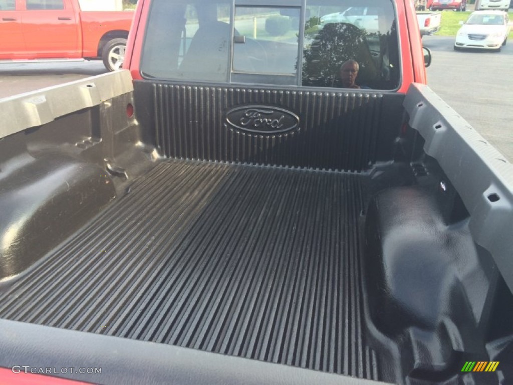 2001 Ranger XLT SuperCab - Toreador Red Metallic / Medium Prairie Tan photo #26
