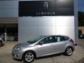 Ingot Silver - Focus SE Hatchback Photo No. 1