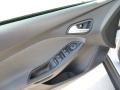 Ingot Silver Metallic - Focus SE 5-Door Photo No. 19