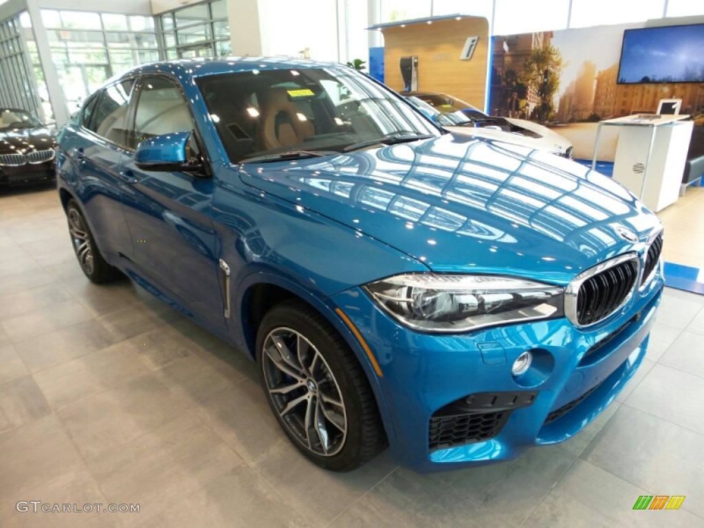 Long Beach Blue Metallic BMW X6 M