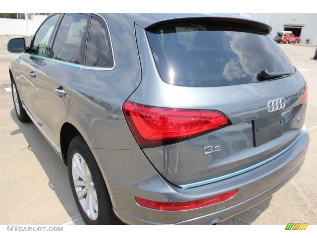 2016 Q5 2.0 TFSI Premium quattro - Monsoon Gray Metallic / Black photo #6