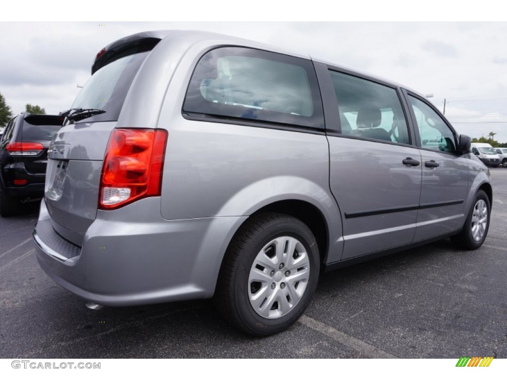 2016 Grand Caravan American Value Package - Billet Silver Metallic / Black/Light Graystone photo #3