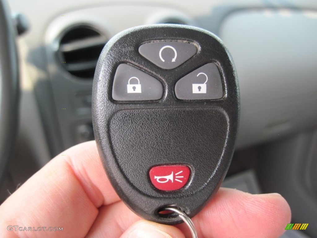 2008 HHR LT - Cardinal Red Metallic / Gray photo #29