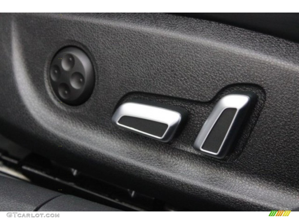 2015 Audi RS 7 4.0 TFSI quattro Controls Photo #106799766