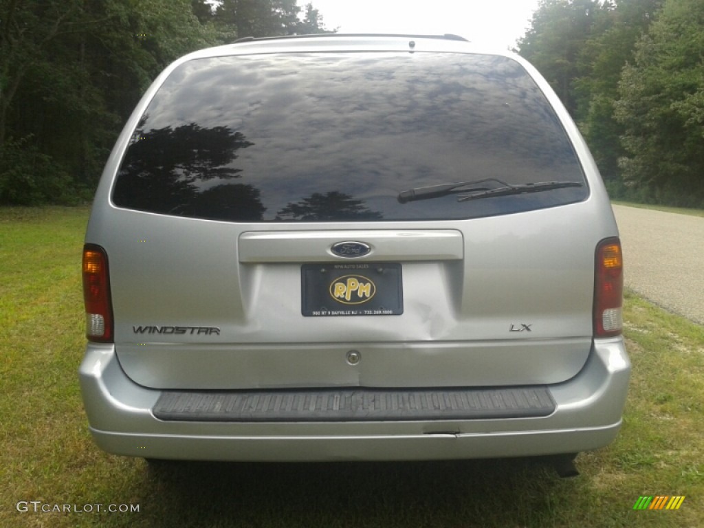 2002 Windstar LX - Silver Frost Metallic / Medium Graphite Grey photo #6