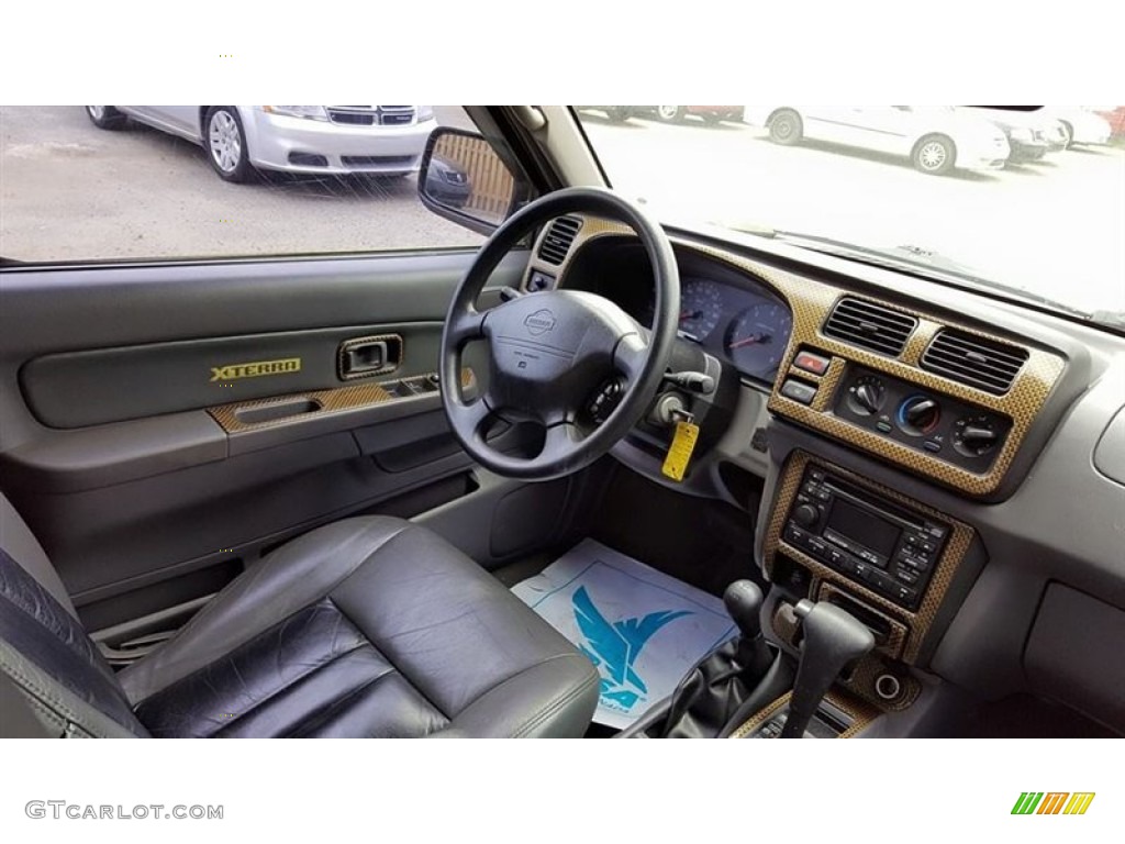 2000 Nissan Xterra SE V6 4x4 Interior Color Photos