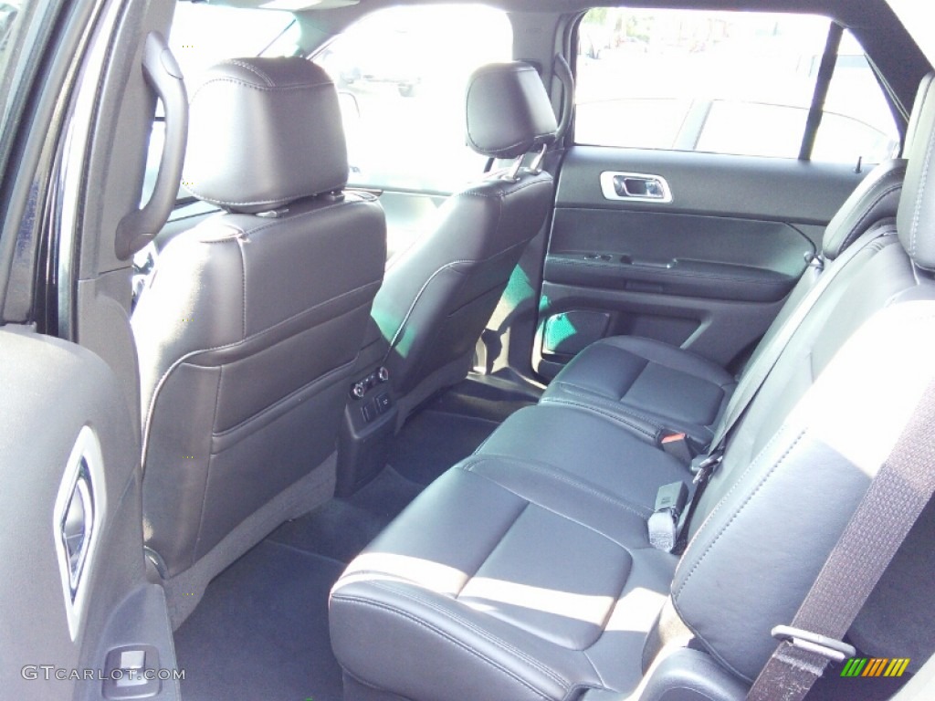 2015 Explorer Limited 4WD - Tuxedo Black / Charcoal Black photo #15