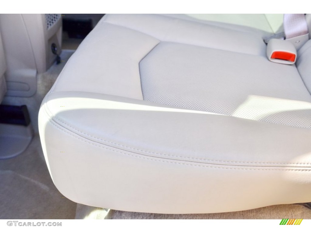 2006 SRX V6 - Blue Chip / Cashmere photo #51