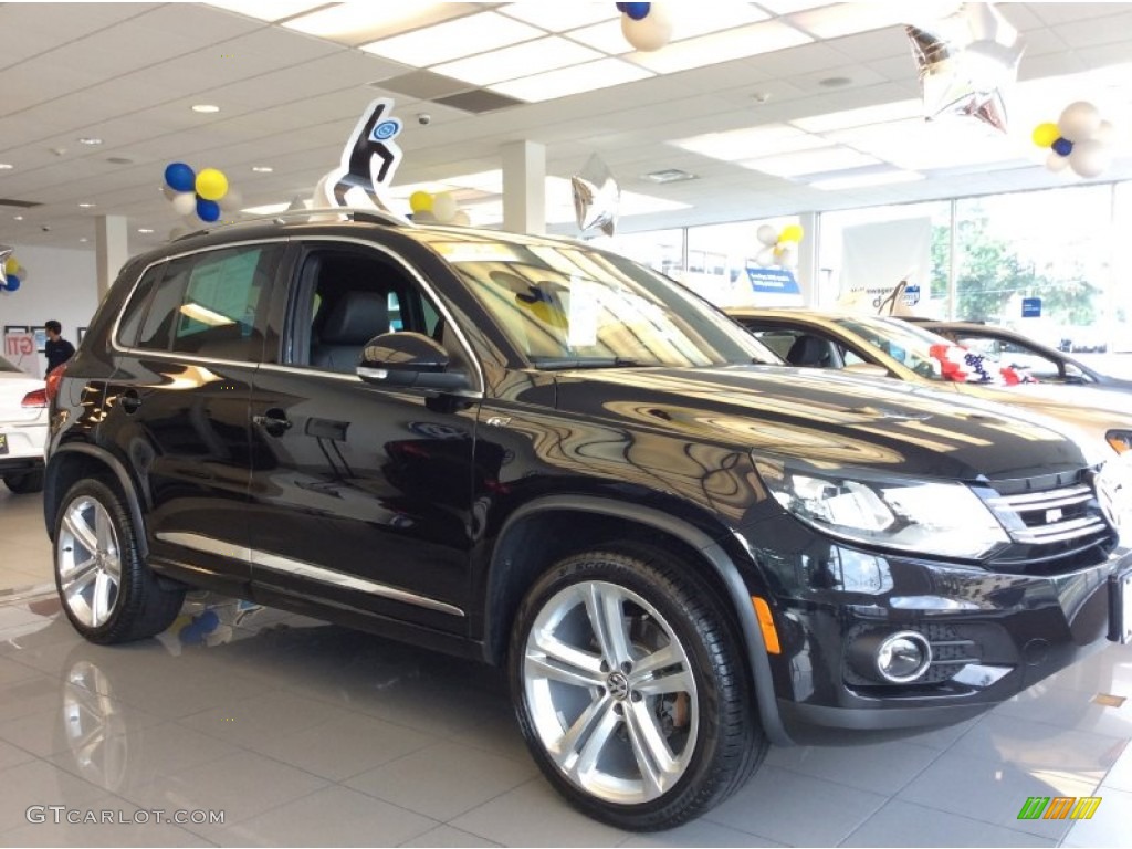 Deep Black Metallic 2014 Volkswagen Tiguan R-Line 4Motion Exterior Photo #106811359