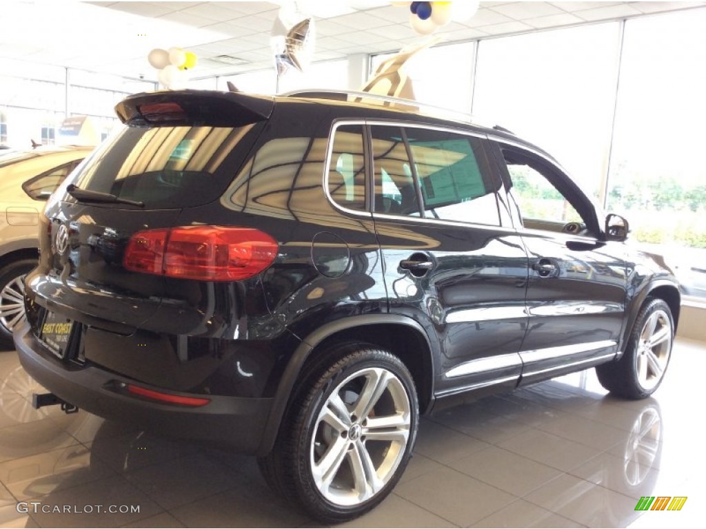 Deep Black Metallic 2014 Volkswagen Tiguan R-Line 4Motion Exterior Photo #106811391