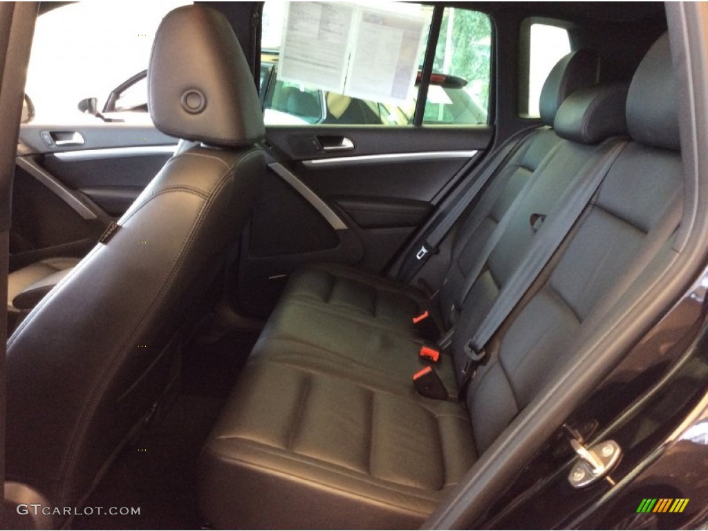2014 Volkswagen Tiguan R-Line 4Motion Rear Seat Photos