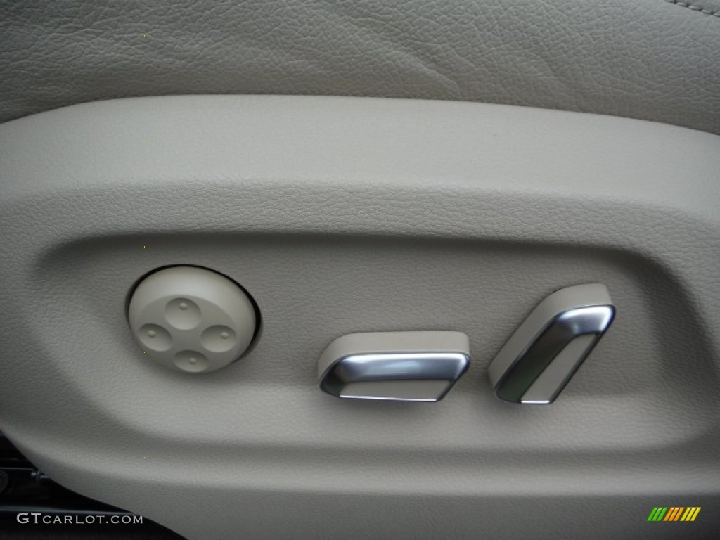 2016 Q5 2.0 TFSI Premium Plus quattro - Brilliant Black / Pistachio Beige photo #22