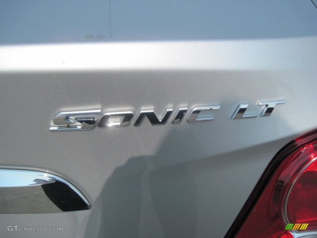 2016 Chevrolet Sonic LT Sedan Marks and Logos Photo #106813020