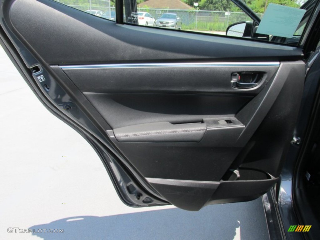 2016 Toyota Corolla S Plus Steel Blue Door Panel Photo #106820289