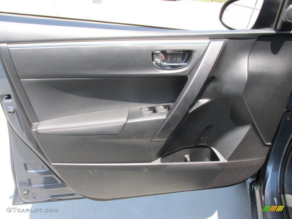 2016 Toyota Corolla S Plus Door Panel Photos