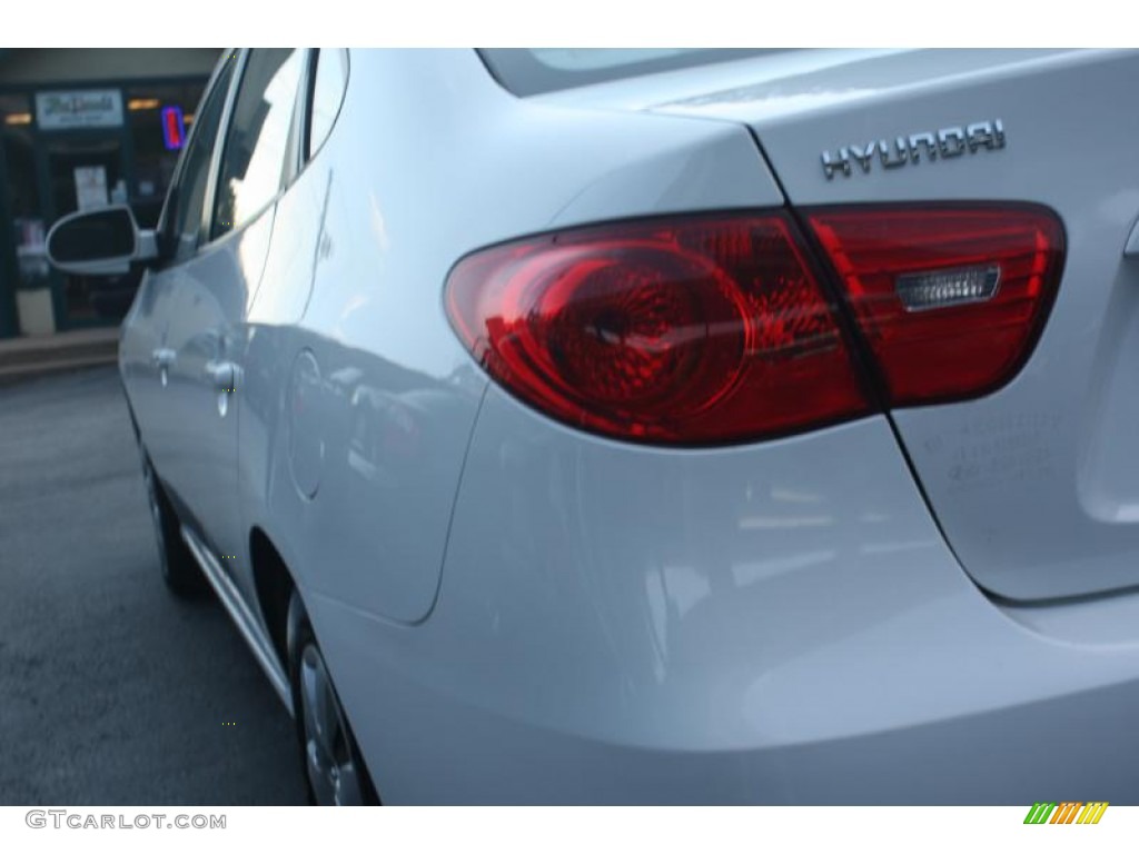 2007 Elantra GLS Sedan - Captiva White / Gray photo #16