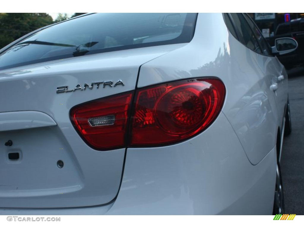 2007 Elantra GLS Sedan - Captiva White / Gray photo #18
