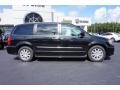 2016 Brilliant Black Crystal Pearl Chrysler Town & Country Touring  photo #8