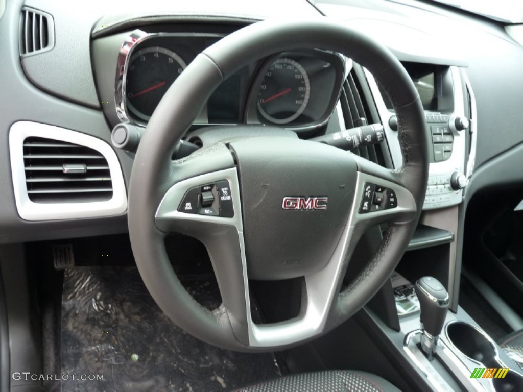 2016 GMC Terrain SLE Steering Wheel Photos